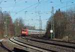 Auf dem weiten Weg von Stralsund nach Konstanz fährt am 24.02.2014 die 101 068 vor dem IC2279 durch den Einfahrtbereich des Bahnhofs Butzbach, natürlich wird er dort  nicht halten.
