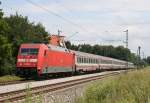 101 090 mit EC 88 (Milano–Mnchen) am 10.07.2009 in Grokarolinenfeld