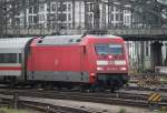 101 130-3 mit dem ex Metropolitan von Berlin nach Mnchen bei der Einfahrt am 30.08.2014 in Mnchen Hbf.