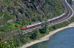 DB Fernverkehr 101 XXX mit IC 2013 Magdeburg Hbf - Oberstdorf durchfährt am 18.08.12 die kurvenreiche Strecke nördlich von Oberwesel.