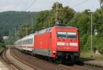 101 133 mit IC 2372 (Karlsruhe Hbf–Stralsund Hbf) am 30.07.2008 in Freden (Leine)