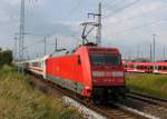 101 141-0 mit IC 2216 von Stuttgart Hbf nach Stralsund Hbf bei der Einfahrt im Rostocker Hbf.08.08.2015