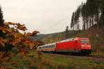 101 004-0 DB im Frankenwald bei Förtschendorf am 09.10.2015.