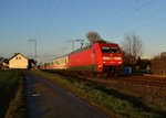 Ganzschön flott ist die 101 094-1 mit dem IC 2223 auch Berlin Ostbahnhof kommend und nach Aachen fahrend am Abend des 29.3.2016.