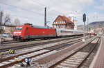 101 050-3 mit EC 219 (Frankfurt (Main) Hbf - Graz Hbf), am 26.3.2016 bei der Einfahrt in den Bahnhof Weinheim (Bergstraße).