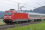 101 075-0 mit IC 2375 am 23.07.2016 als Umleiter nördlich von Salzderhelden am BÜ 75,1 in Richtung Göttingen