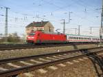 101 062-8 mit EC von Hamburg nach Prag kurz vorm Dresdner HBF.5.04.07