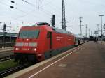 BR 101 020-6 steht mit dem EC 7 nach Chur in Dortmund Hbf.