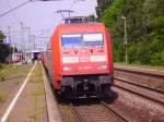 101 013-1 mit IC 1971 in Elmshorn. 1.06.07