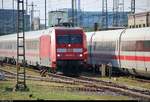 101 098-2 ist im Bahnhof Basel Bad Bf (CH) abgestellt.
Aufgenommen vom Ende eines Bahnsteigs.
[13.7.2018 | 19:13 Uhr]