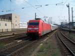 Br 101 060 von Berlin Ostbahnhof nach Amsterdam CS in Hannover Hbf (9.8.2007)