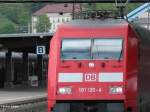101 120-4 bei der Einfahrt im Ulmer Hbf am 05.05.2002