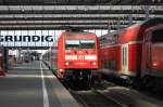 101 032-1 rollt am 26.5.2009 mit IC 79693 in den Mnchner Hauptbahnhof.