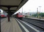 101-050 am 15.8.2005 mit einem Sonderzug der aus 10 IC Wagen besteht in Worms Hbf. Anlsslich des Weltjugendtages.