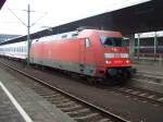 Br 101 013 mit einem Sonderzug in Heidelberg HBF am 21.8.2005