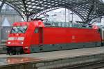101 045-3 im Klner Hbf 15.8.2010