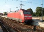 101 095 brachte am 31.Juli 2010 den EC 378 Wien-Binz bis Stralsund und bergab den EC weiter an 115 509.