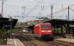 101 024-8 als Tfzf 46077 (Singen (Htw)-Karlsruhe Hbf) bei der Durchfahrt VIllingen 2.5.11