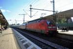 101 044 mit IC durch Lehrte, am 01.10.2013