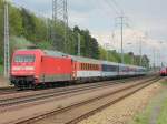 101 138-6 am 21. April 2014 mit einem EC in Richtung Prag  auf dem südlichen Berliner Außenring bei Diedersdorf.