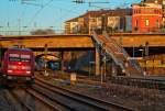 101 041-2 vor IC 2048 bei Durchfahrt Wuppertal Steinbeck in der Abendsonne am 17.01.2015