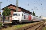 101 063-6  Bauhaus  mit IC am 11.06.2019 in Anklam - mein Standort Zugang Bahnsteig an Gleis 1.