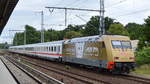 IC 2457 nach Ostseebad Binz mit DB Fernverkehr AG [D]  101 071-9  [NVR-Nummer: 91 80 6101 071-9 D-DB] als Schublok am 04.07.20 Berlin Buch.