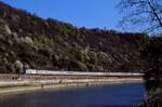 101 099, St.Goarshausen, 06.04.2002.
