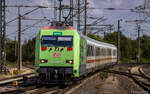 Hier beim IC2152 der in Jena-G�schwitz begann, kam mir noch diese Besonderheit entgegen: 101 088 mit der DEVK Beklebung. 
Der Zug wurde bis Abzw. Gro�heringen �ber die Saalbahn geschickt, dort ging es dann auf die Th�ringer Stammbahn bis Weimar um dort dann wieder auf die Hauptstrecke zu wechseln. Gotha, 23.08.2026