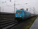 Die BR 101 016-4  Unicef  mit IC 2115 nach Stuttgart verlsst mit FL den Dortmunder Hbf.,Dank an den Lokfhrer.(06.12.2007) 