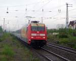 Die  ARD Buffet -Lok 101 037-0 ist am 01.05.2008 mit dem EC 241   Wawel  von Hamburg-Altona nach Krakow Glowny bespannt.