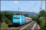 In schnem Mittagslicht passiert 101 016 mit IC 118 den Bahnhof Heidelberg Pfaffengrund/Wieblingen am 11.06.2008