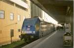 101 101 ist mit einem InterCity im Dezember 2005 in Stralsund angekommen.