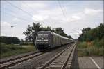 101 141 (9180 6101 141-0 D-DB) passiert mit dem IC 2048 nach Kln Hbf die Station Nordbgge.