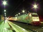 101 144  Hertha BSC  steht hier gerade in Lbbenau/Spreewald und wartet mit dem IC 2131  Ostfriesland  (Emden Auenhafen -> Cottbus) auf die Weiterfahrt.