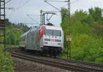 101 144, die 2. Liga-Lok, sandwichte mit 101 143-6 am 16.05.2010 einen IC in Richtung Kassel. Hier in der Einfahrt von Eichenberg.