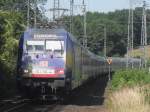 101 101-4 die  Europa-Lok  fuhr am 7.7.10 mit ihrem IC am Haken durch den Bahnhof Kln West.