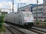 101-034  In Form  schiebt am 6.8.10 den IC 2114 Stuttgart - Hamburg-Altona aus dem Dortmunder Hauptbahnhof.