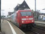 101-122 am 5.1.2005 am IC2012 beim Halt in Worms Hbf.