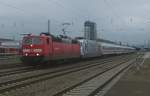 Das hat man nicht alle Tage, 181 212-2 (Luxemburg) mit 101 144-4 (Hertha BSC) in schlepp am 09.04.2012 mit dem IC 2258 Frankfurt (Main) - Saarbrcken in Kaiserslautern