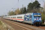 101 042  Eco2Phanten  am 6.4.12 mit dem IC 2311 bei der Durchfahrt durch Dsseldorf-Angermund.