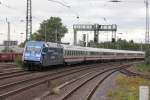 101 042 Ecophant mit dem IC 2151 von Dsseldorf nach Dresden am 02/10/12 durch den Gbf Paderborn.