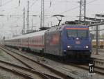 101 100-6 mit IC 2287 von Ostseebad Binz nach Hamburg Hbf bei der Einfahrt im Rostocker Hbf.21.10.2012 