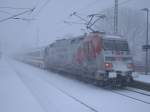 Am 09.Dezember 2012 brachte erneut 101 144 den IC 2212 von Koblenz nach Binz.Beim Halt in Bergen/Rgen war der Zug kaum noch durch den heftigen Schneefall zuerkennen.