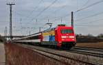 Hier die neue Werbelok 101 037-0  Eisenbahner mit Herz  am 25.01.2014 mit dem EC 9 (Hamburg-Altona - Zürich HB) bei der Durchfahrt in Müllheim (Baden) gen Katzenbergtunnel. Für die 101 037-0 ist dies die erste Zugfahrt nach ca. 1 1/2 Jahren Standzeit im Werk Dessau und bekam auf dem 14.01.2014 eine HU.