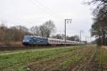 101 042-0 fuhr am 01.03.2014 mit einem IC von Emden nach Leipzig, hier in Eisinghausen bei Leer.