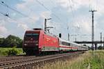 Mit dem EC 206 (Zürich HB - Frankfurt (Main) Hbf) fuhr am 02.06.2017 die 101 108-9 bei Müllheim (Baden) über die KBS 703 in Richtung Norden.