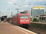 BR 101 098-2 mit IC 2029 auf Gleis 11 in Dortmund Hbf