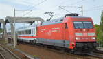 DB Fernverkehr AG [D] mit  101 066-9  [NVR-Nummer: 91 80 6101 066-9 D-DB] mit dem IC 2427 aus Stralsund Hbf.
