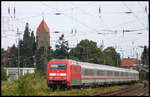 DB 101094-1 erreicht hier auf der Fahrt in Richtung Osnabrück am 19.07.2007 um 16.00 Uhr mit einem Intercity den Bahnhof Lengerich in Westfalen.